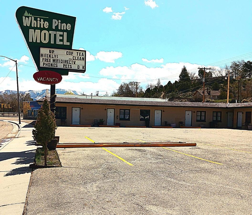 White Pine Motel 伊利 外观 照片