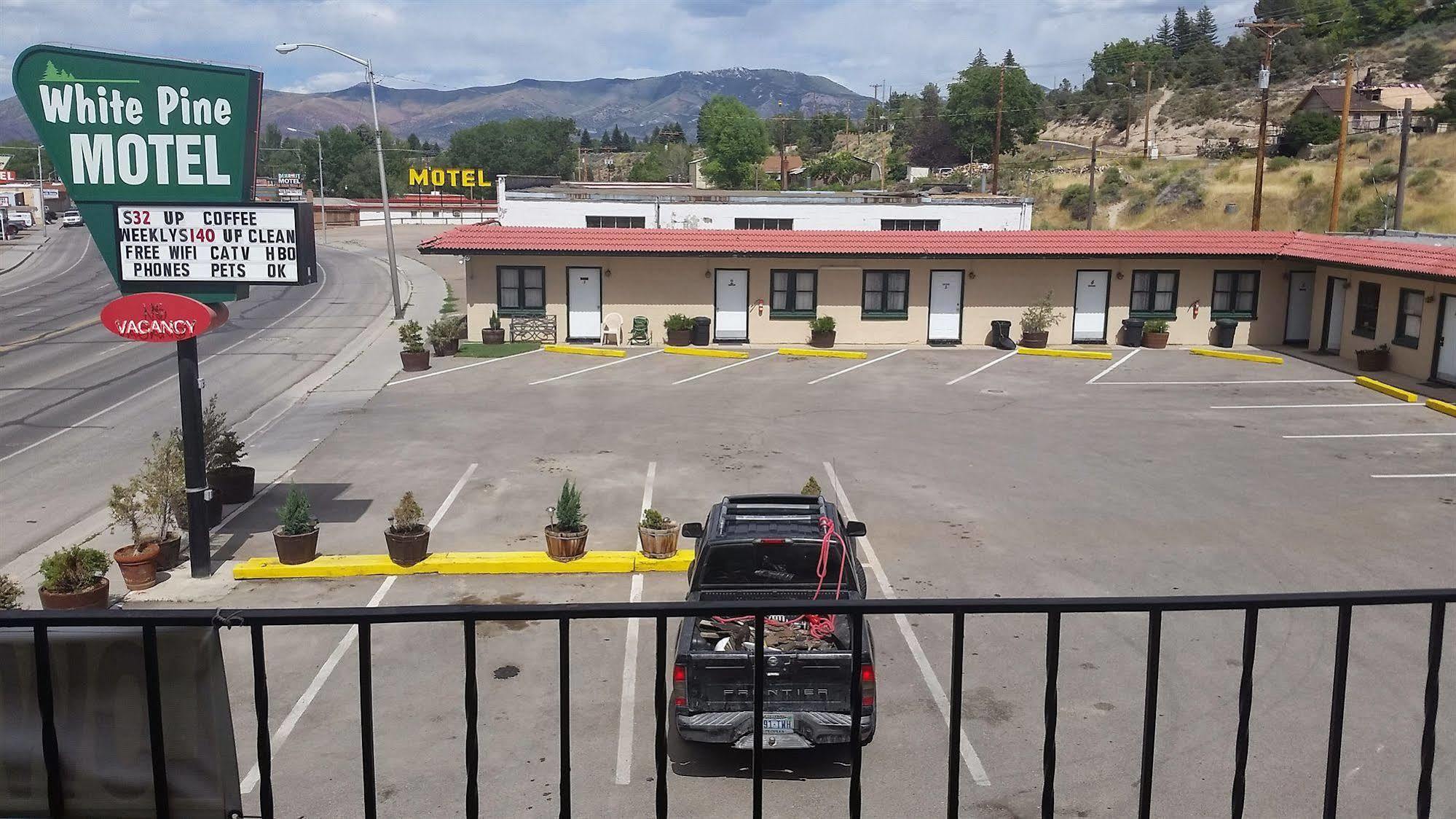 White Pine Motel 伊利 外观 照片